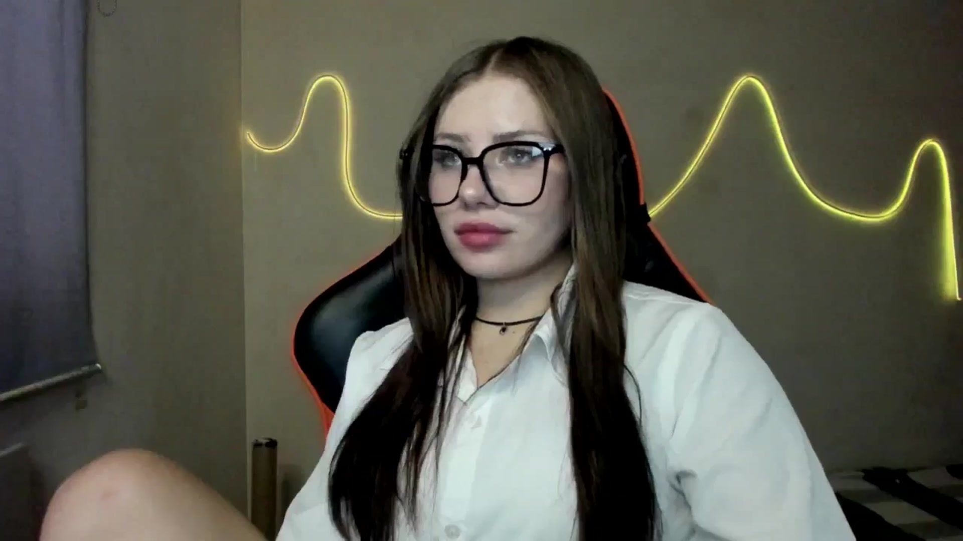 Gallery image thumbnail from FlyingDream's myfreecams stream on, 08/11/2025, 16:27 image 15 of 20