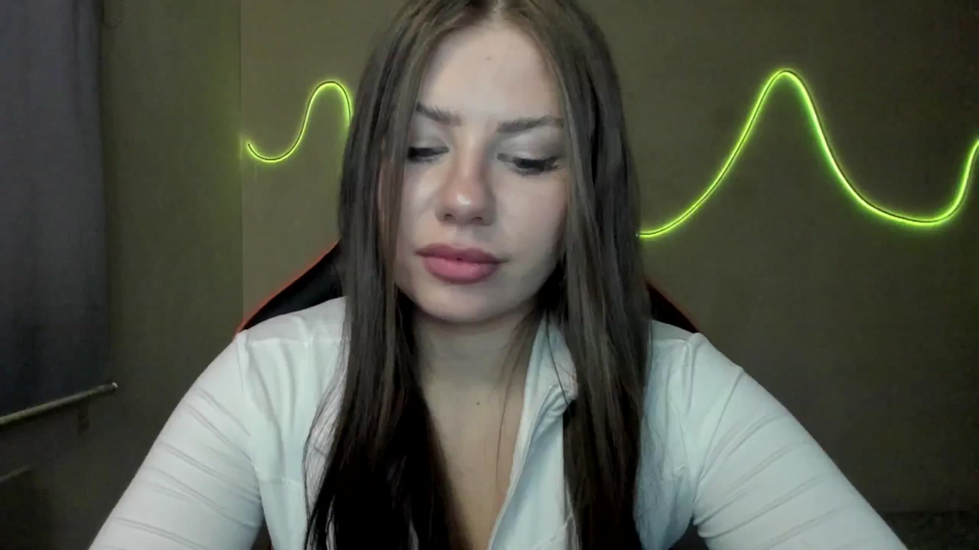 Gallery image thumbnail from FlyingDream's myfreecams stream on, 08/12/2025, 17:20 image 1 of 20