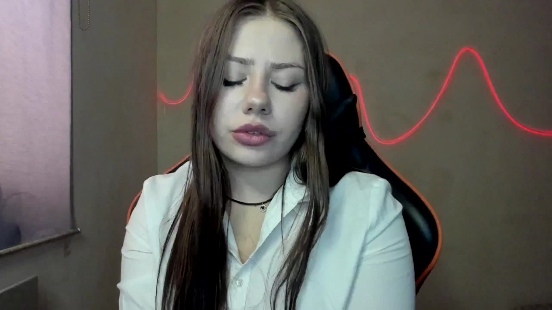Gallery image thumbnail from FlyingDream's myfreecams stream on, 08/16/2025, 09:49 image 8 of 20
