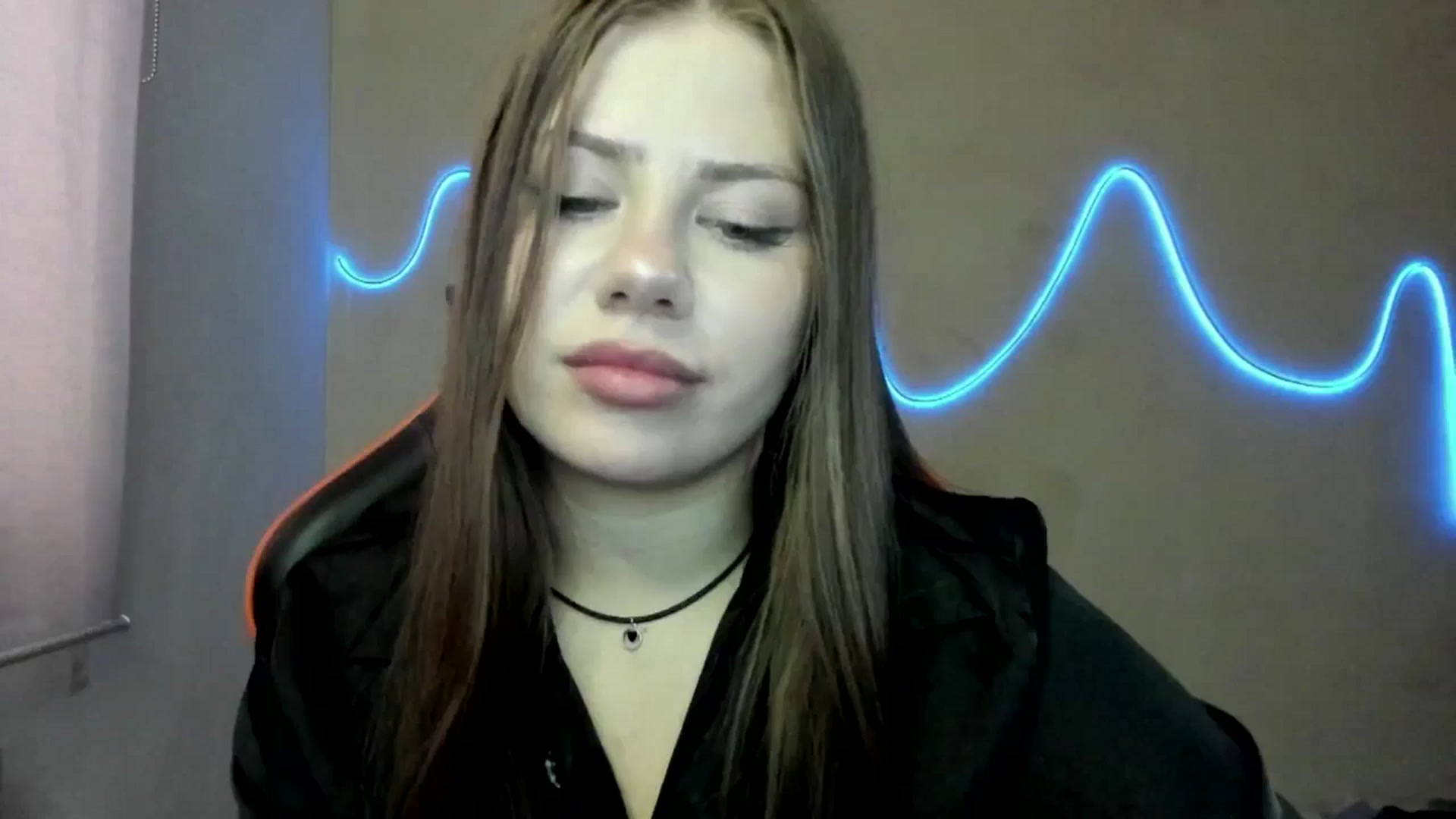 Gallery image thumbnail from FlyingDream's myfreecams stream on, 08/18/2025, 10:47 image 18 of 20