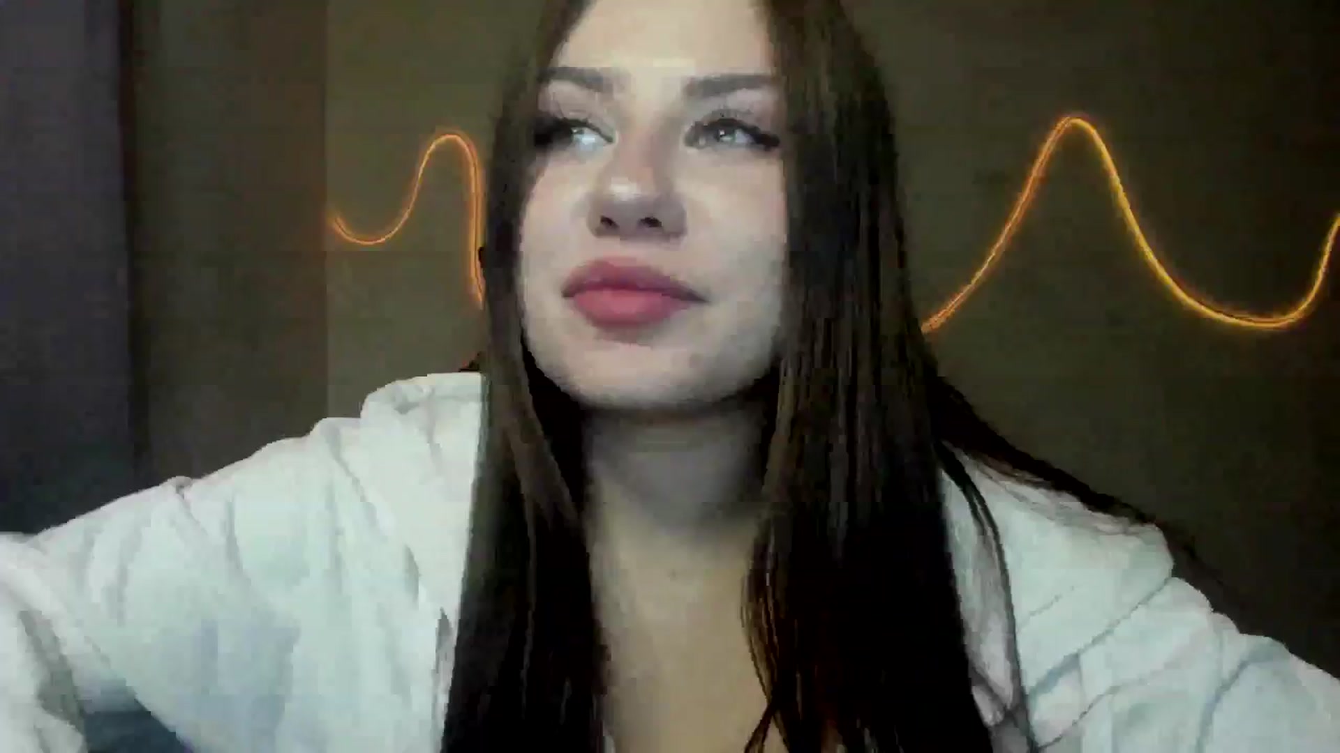 Gallery image thumbnail from FlyingDream's myfreecams stream on, 08/23/2025, 15:05 image 2 of 20