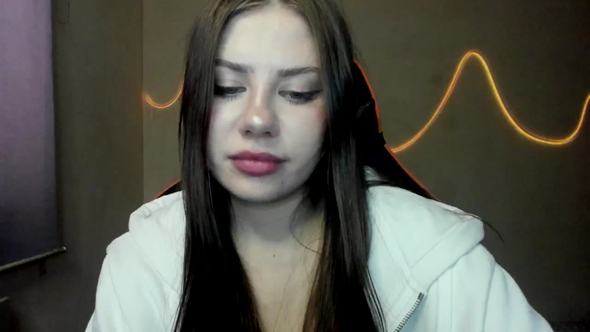 Gallery image thumbnail from FlyingDream's myfreecams stream on, 08/23/2025, 15:05 image 11 of 20