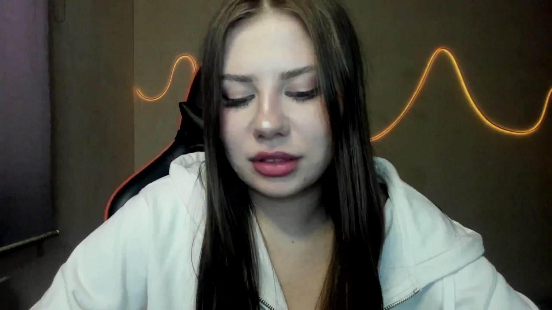 Gallery image thumbnail from FlyingDream's myfreecams stream on, 08/23/2025, 15:05 image 20 of 20