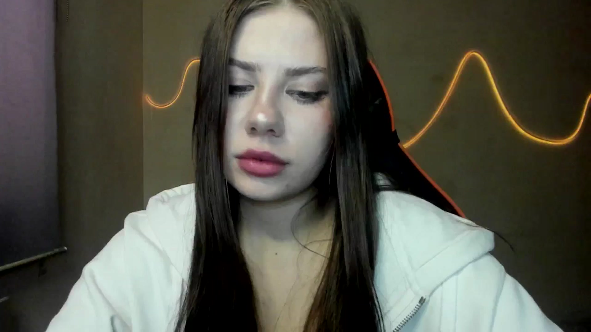 Gallery image thumbnail from FlyingDream's myfreecams stream on, 08/23/2025, 15:05 image 12 of 20