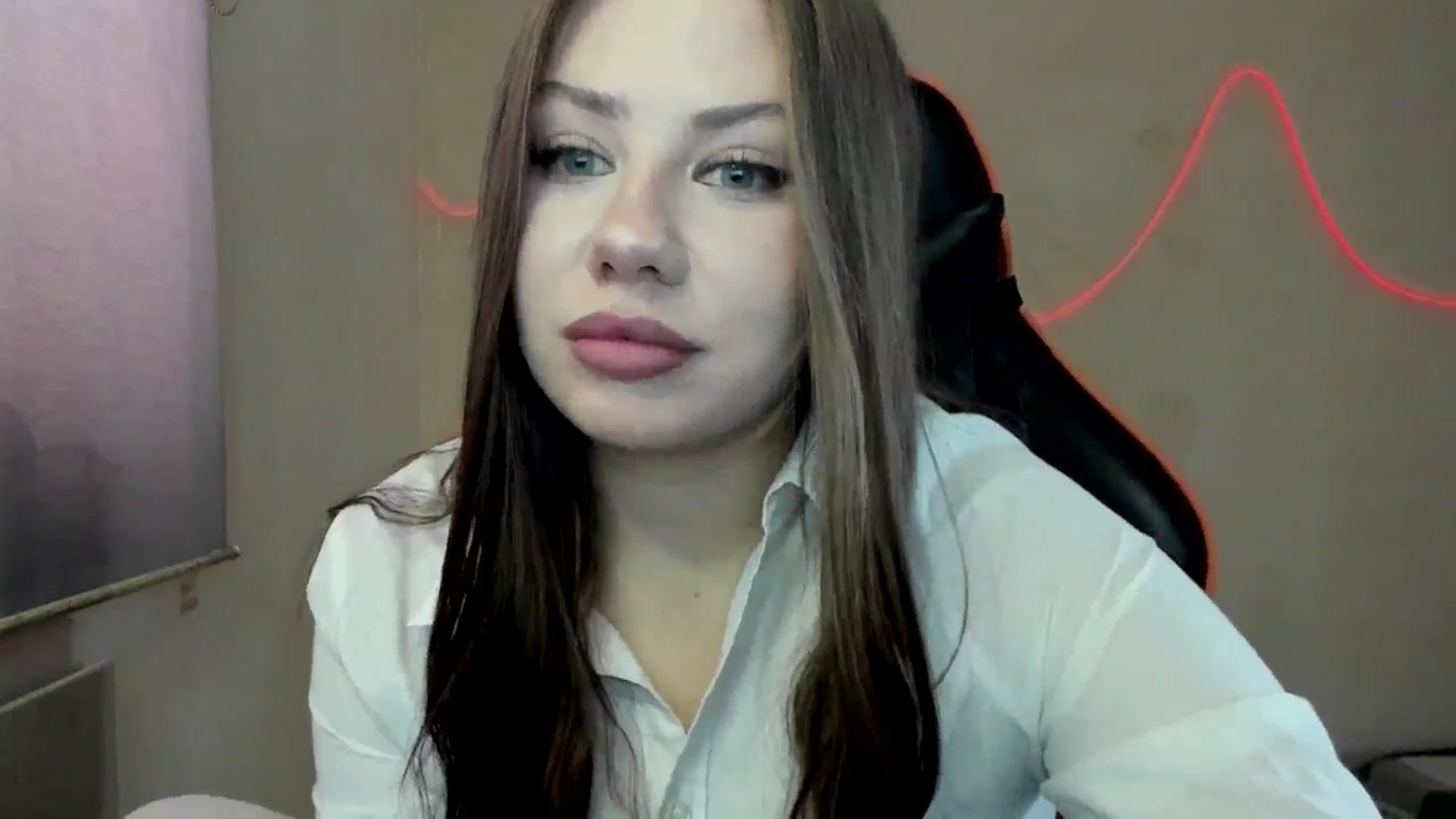Gallery image thumbnail from FlyingDream's myfreecams stream on, 08/25/2025, 12:20 image 11 of 20