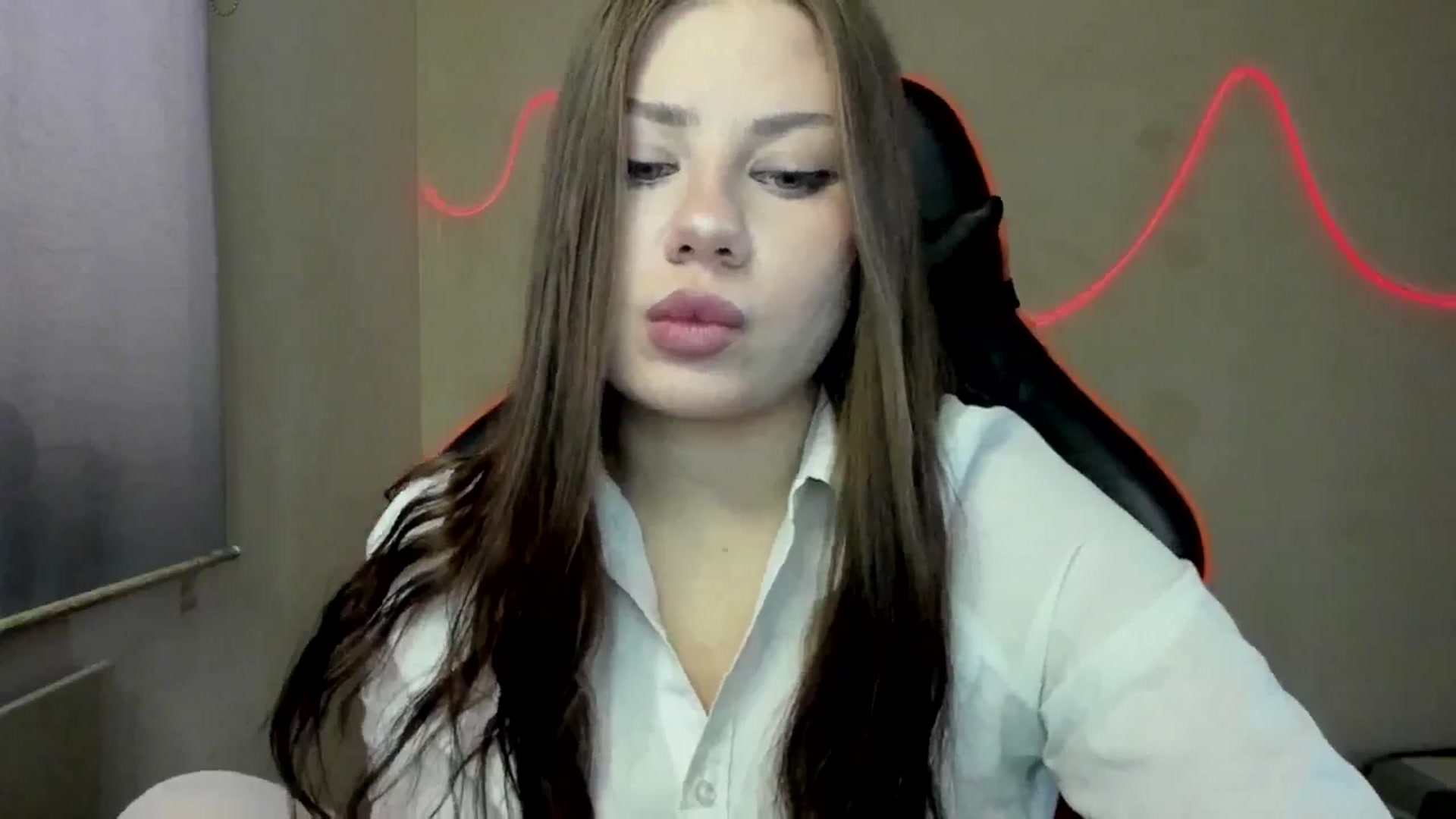 Gallery image thumbnail from FlyingDream's myfreecams stream on, 08/25/2025, 12:20 image 6 of 20