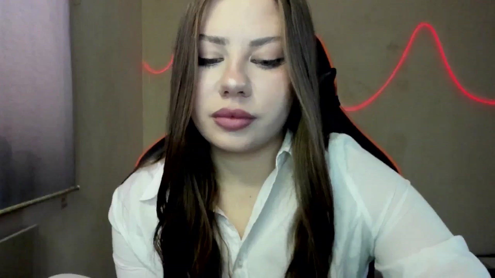 Gallery image thumbnail from FlyingDream's myfreecams stream on, 08/25/2025, 12:20 image 8 of 20