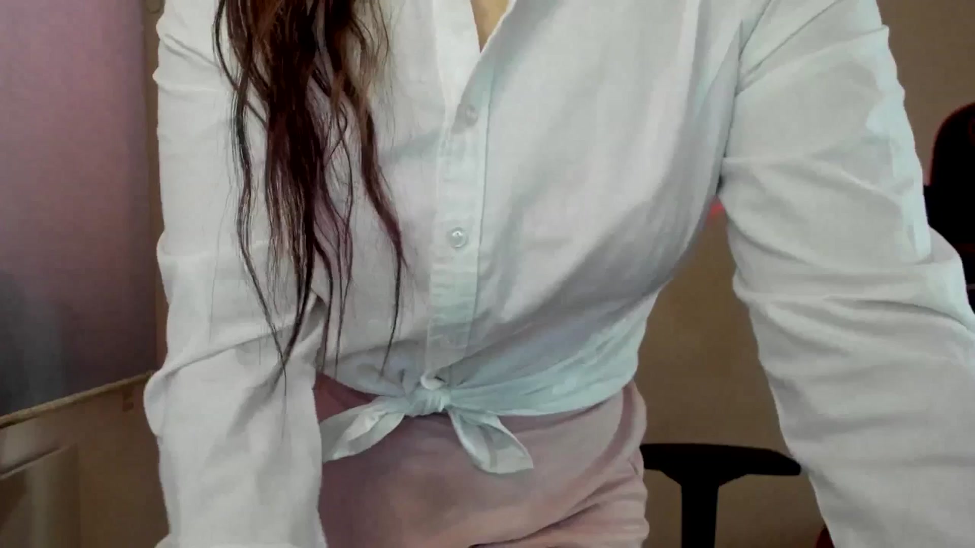Gallery image thumbnail from FlyingDream's myfreecams stream on, 08/25/2025, 13:59 image 2 of 20