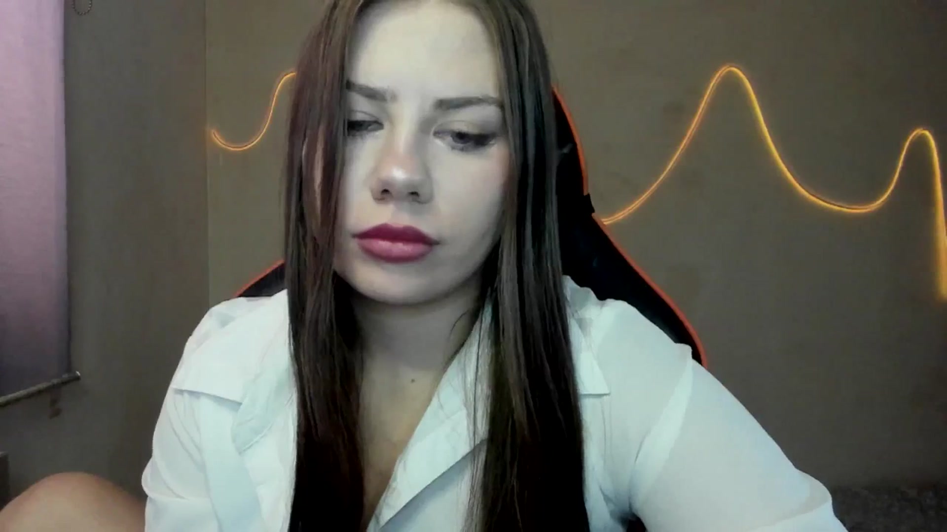 Gallery image thumbnail from FlyingDream's myfreecams stream on, 08/27/2025, 09:26 image 19 of 20