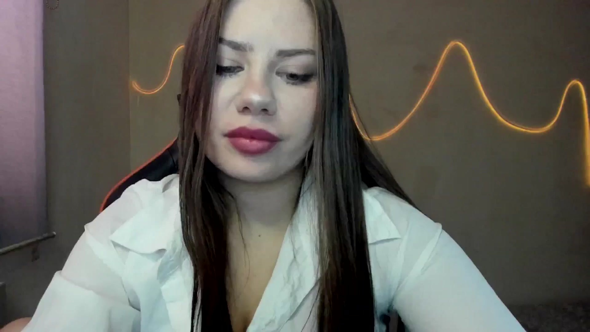 Gallery image thumbnail from FlyingDream's myfreecams stream on, 08/27/2025, 09:26 image 3 of 20