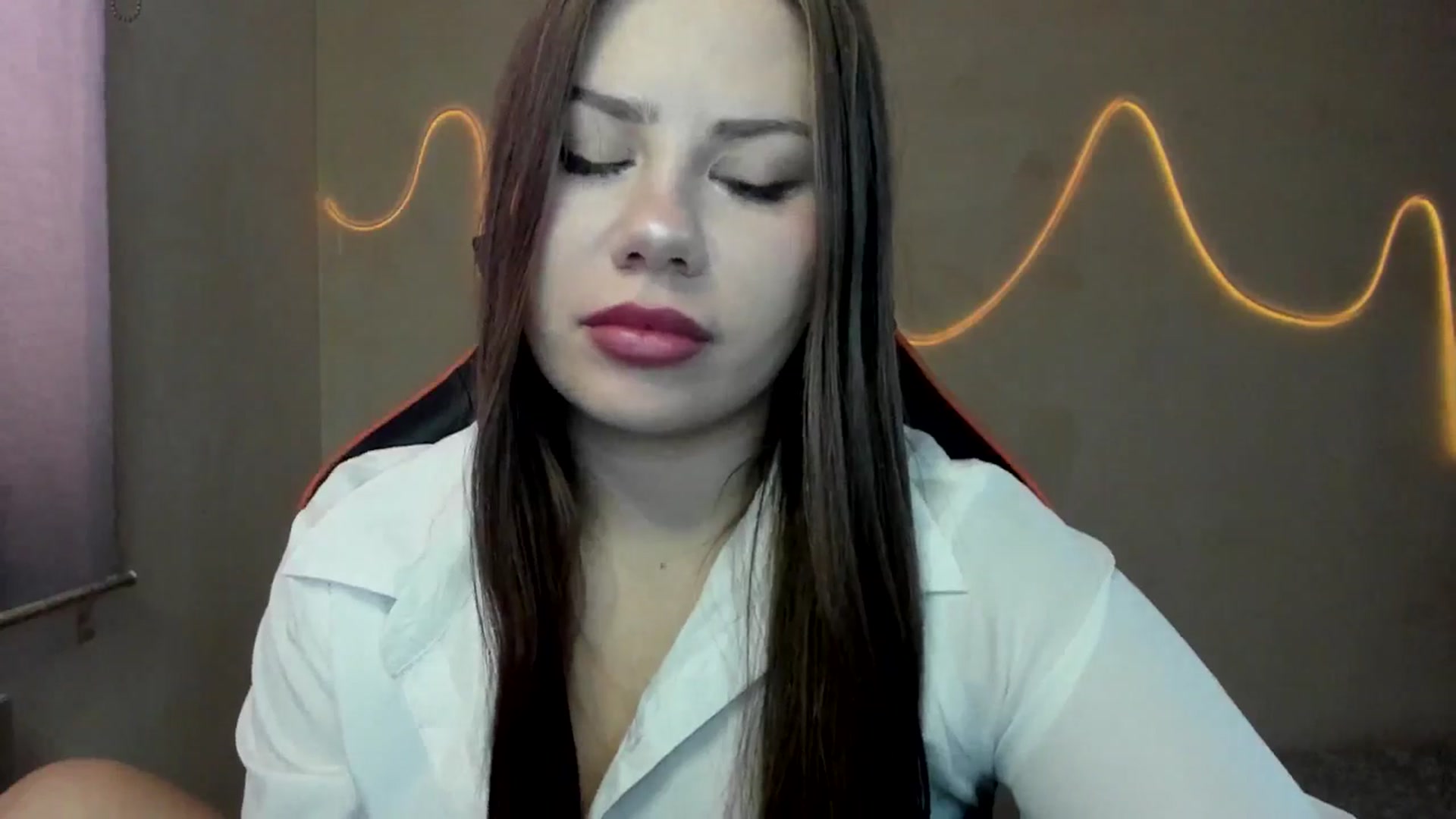 Gallery image thumbnail from FlyingDream's myfreecams stream on, 08/27/2025, 09:26 image 17 of 20