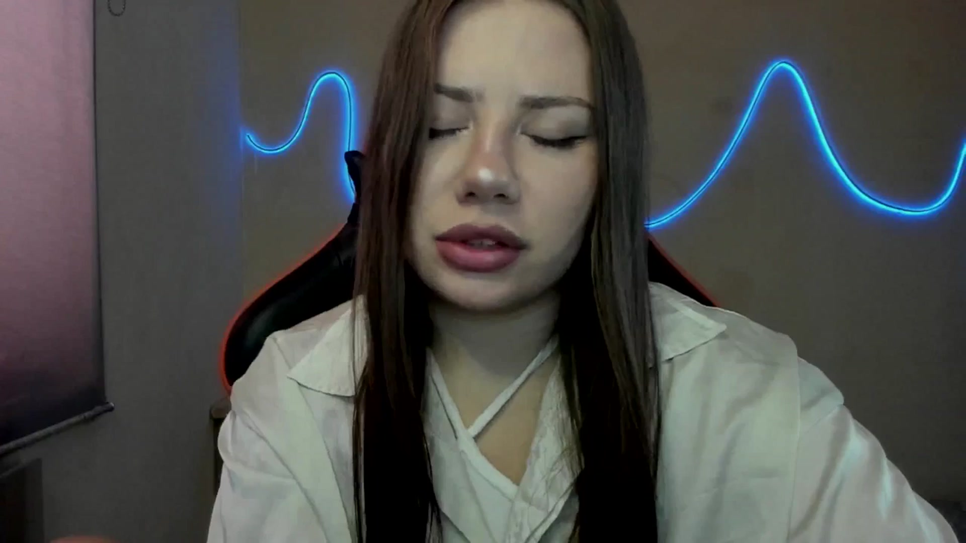 Gallery image thumbnail from FlyingDream's myfreecams stream on, 08/28/2025, 11:01 image 6 of 20
