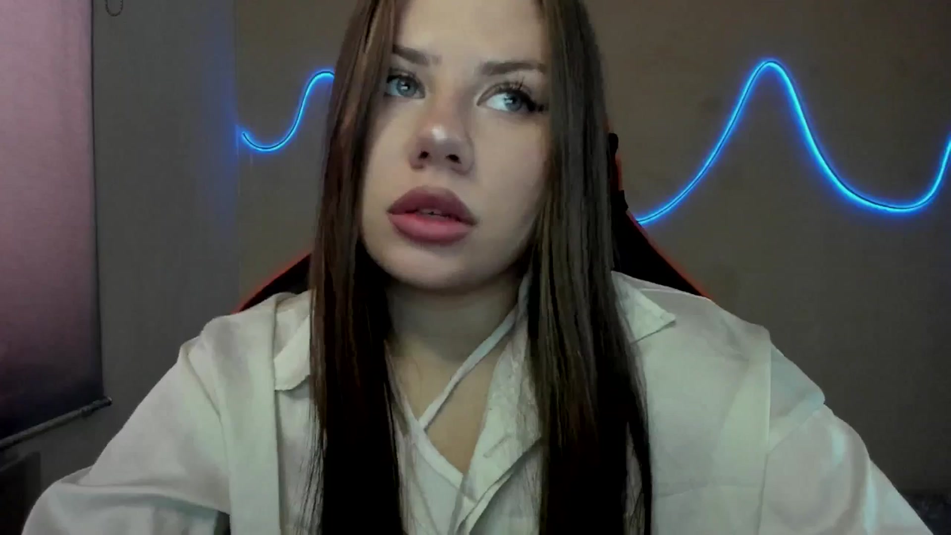 Gallery image thumbnail from FlyingDream's myfreecams stream on, 08/28/2025, 11:01 image 12 of 20