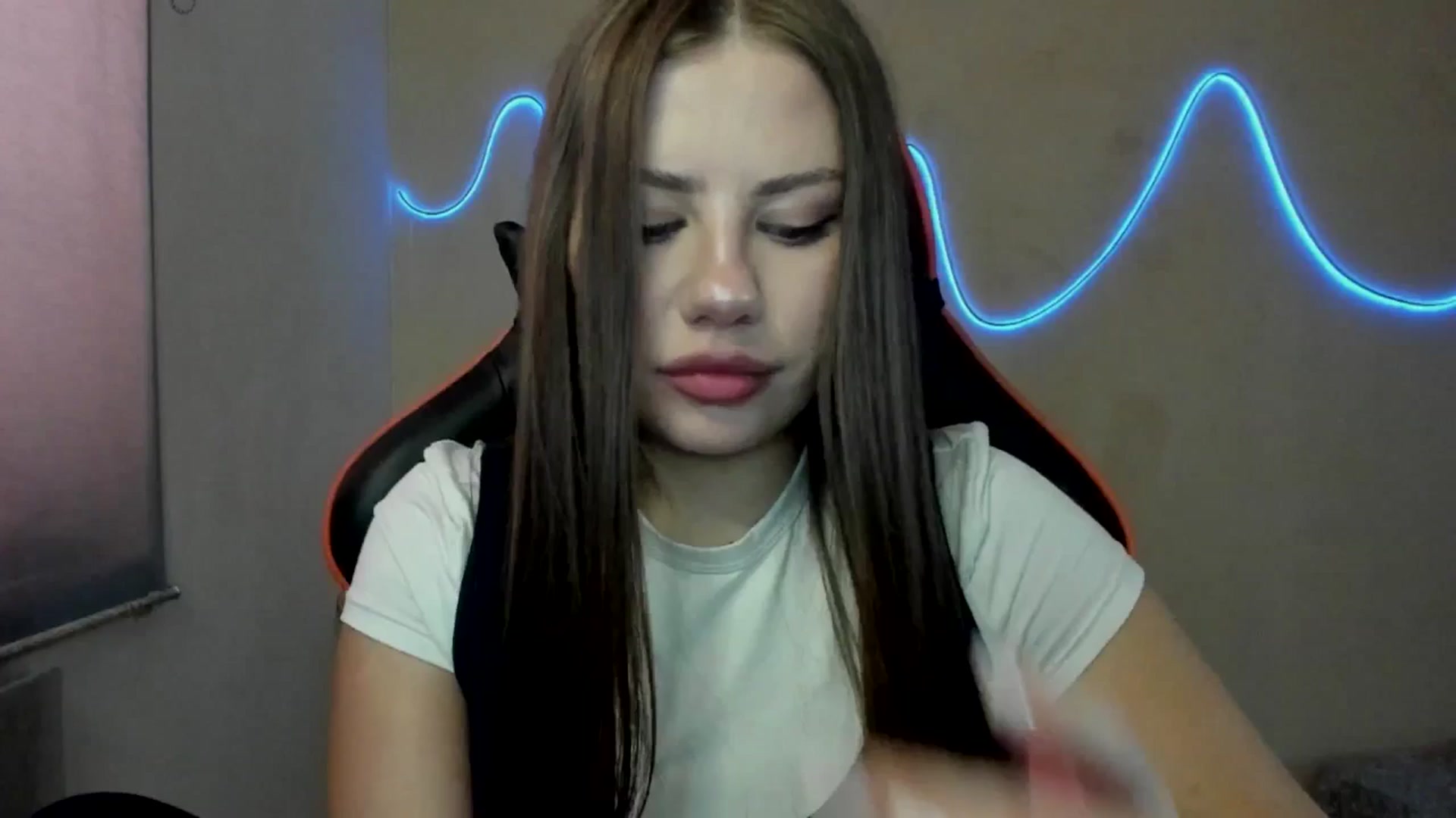 Gallery image thumbnail from FlyingDream's myfreecams stream on, 08/29/2025, 11:17 image 2 of 20