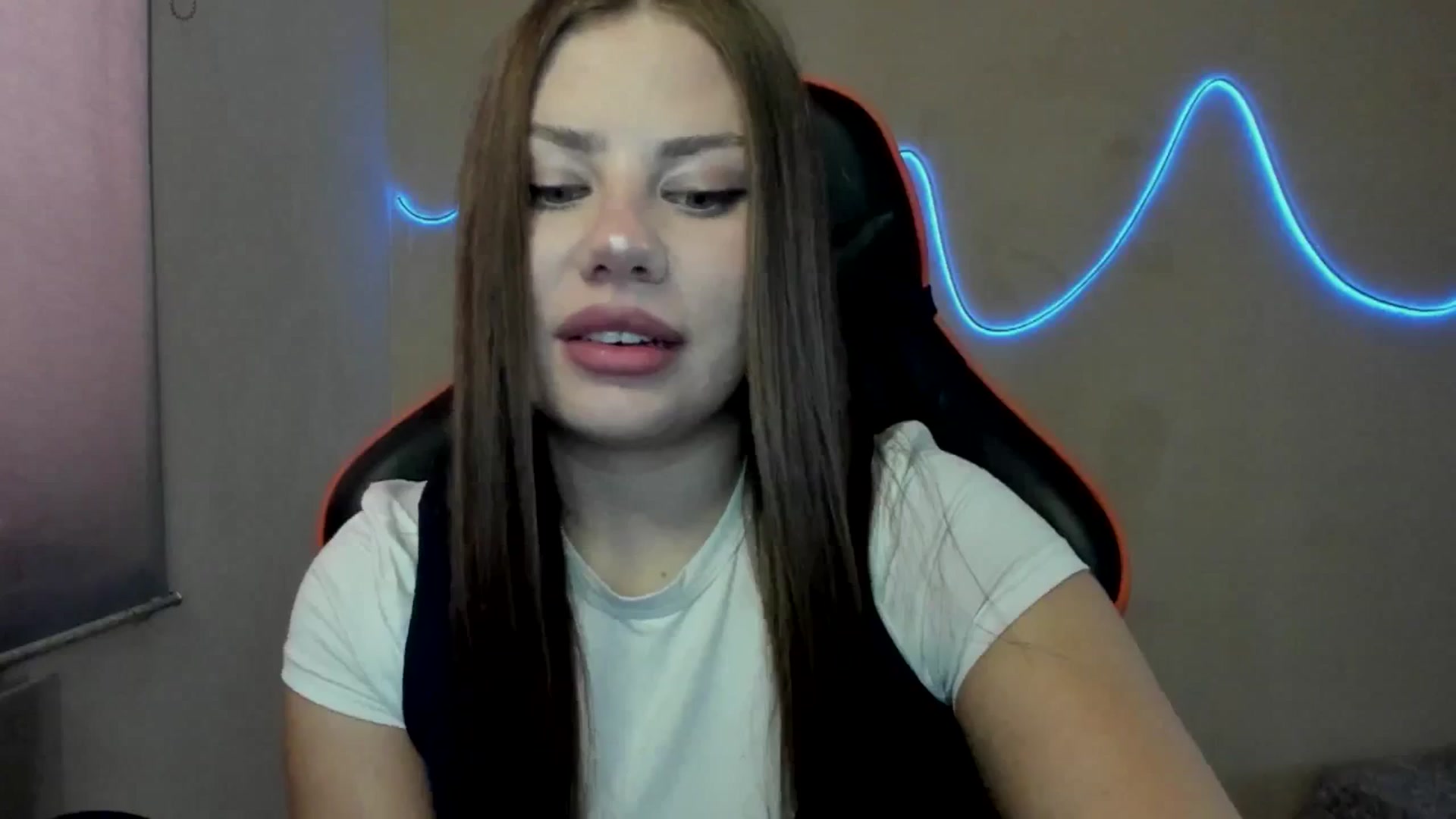 Gallery image thumbnail from FlyingDream's myfreecams stream on, 08/29/2025, 11:17 image 20 of 20