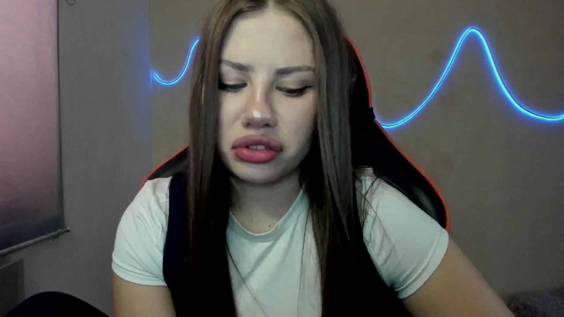 Gallery image thumbnail from FlyingDream's myfreecams stream on, 08/29/2025, 11:17 image 5 of 20