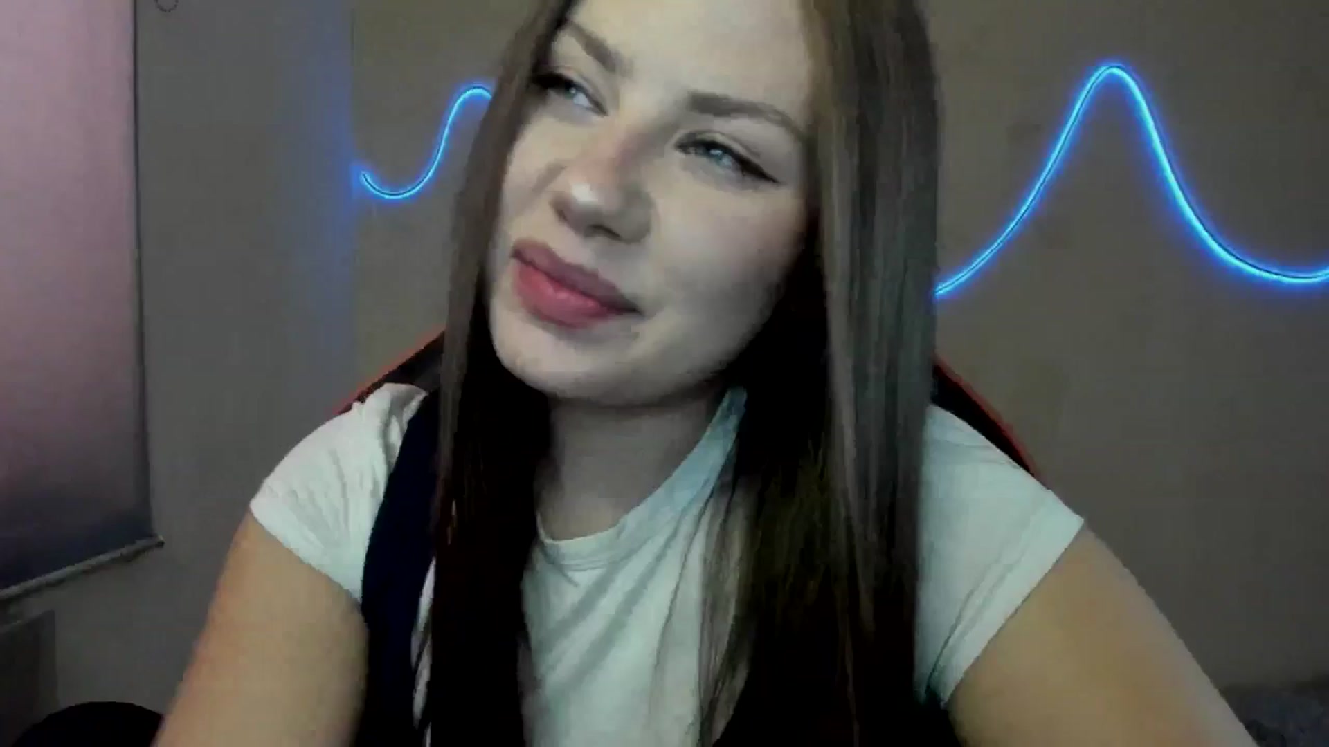Gallery image thumbnail from FlyingDream's myfreecams stream on, 08/29/2025, 11:17 image 11 of 20