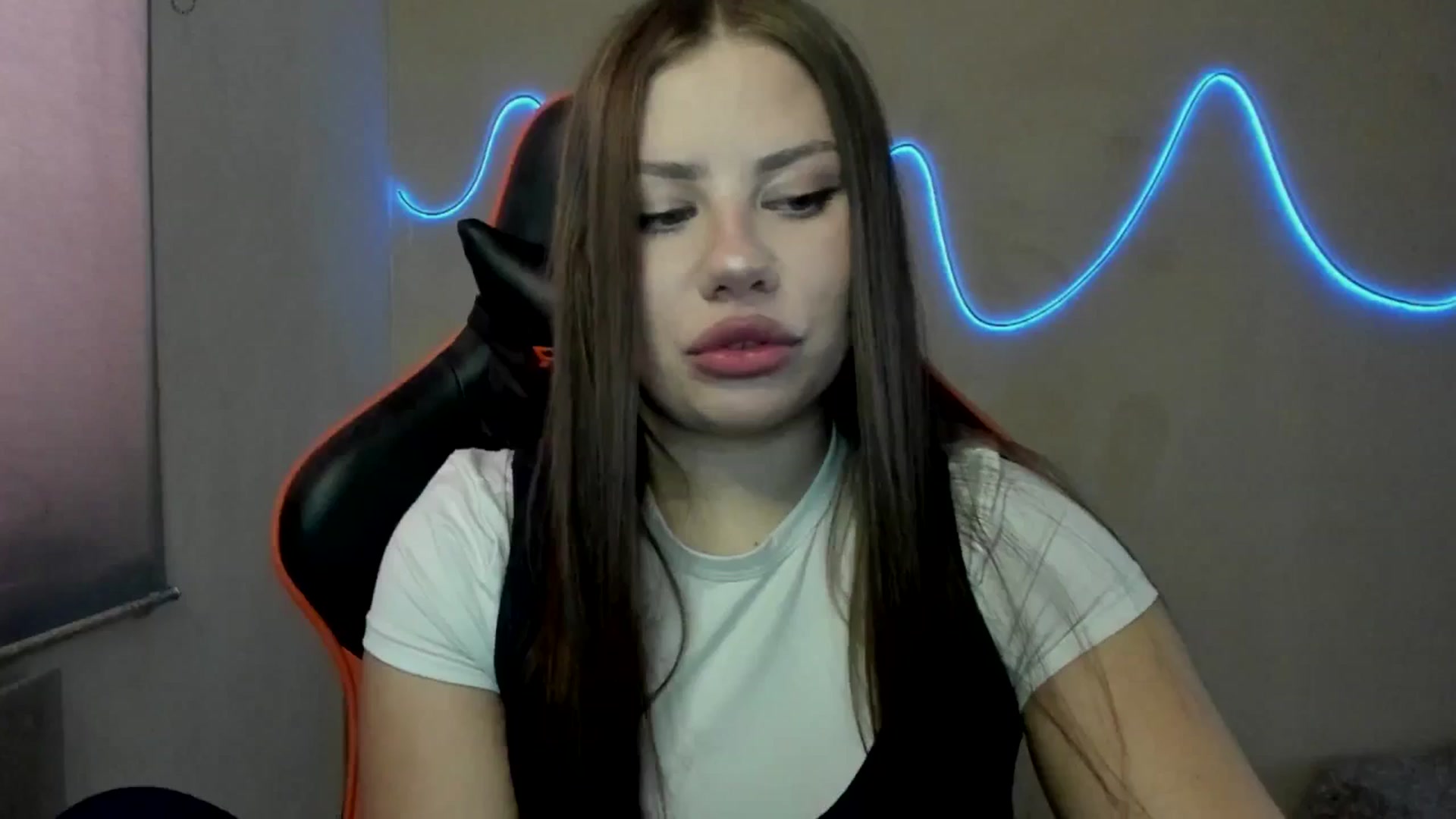 Gallery image thumbnail from FlyingDream's myfreecams stream on, 08/29/2025, 11:17 image 3 of 20
