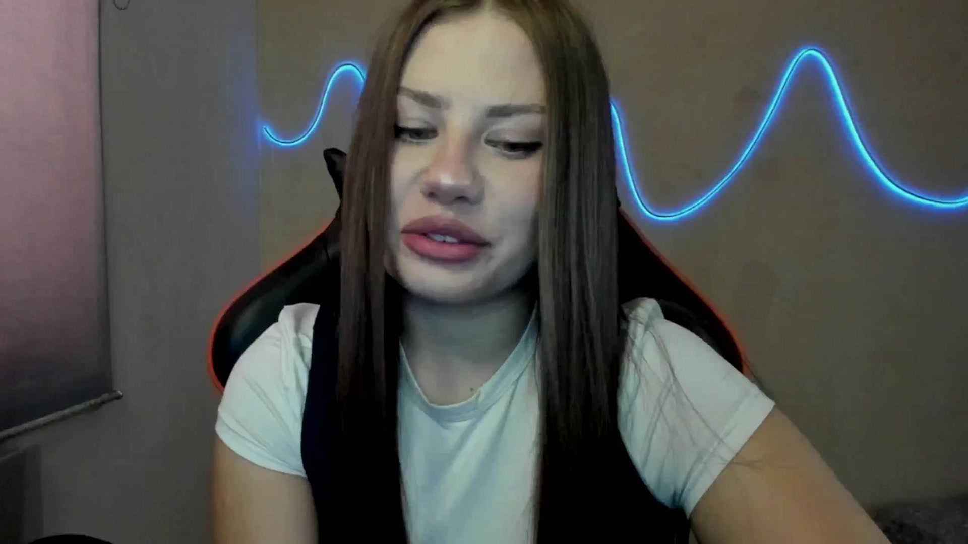 Gallery image thumbnail from FlyingDream's myfreecams stream on, 08/29/2025, 11:17 image 19 of 20