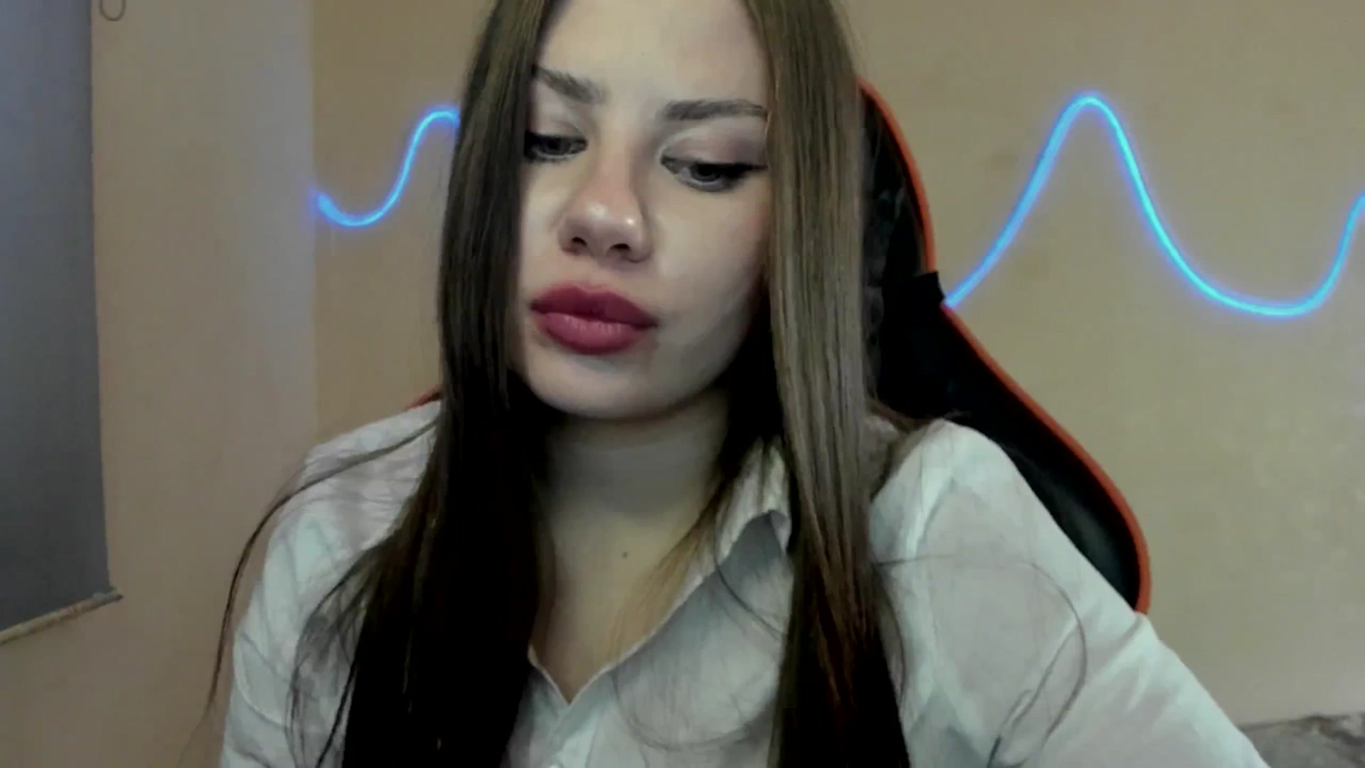 Gallery image thumbnail from FlyingDream's myfreecams stream on, 08/29/2025, 15:21 image 14 of 20