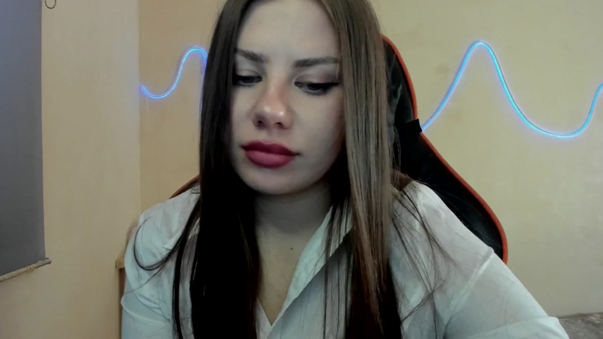 Gallery image thumbnail from FlyingDream's myfreecams stream on, 08/29/2025, 15:21 image 10 of 20