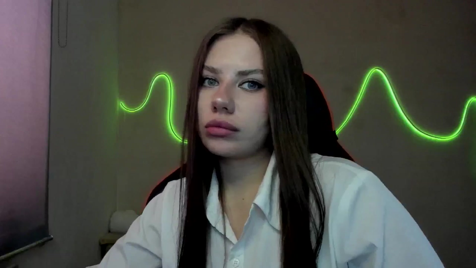 Gallery image thumbnail from FlyingDream's myfreecams stream on, 08/31/2025, 11:26 image 14 of 20