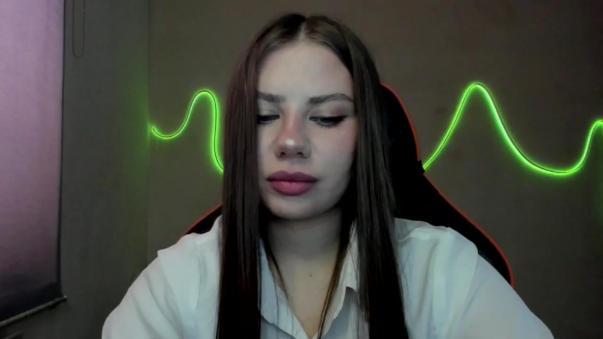 Gallery image thumbnail from FlyingDream's myfreecams stream on, 08/31/2025, 11:26 image 4 of 20