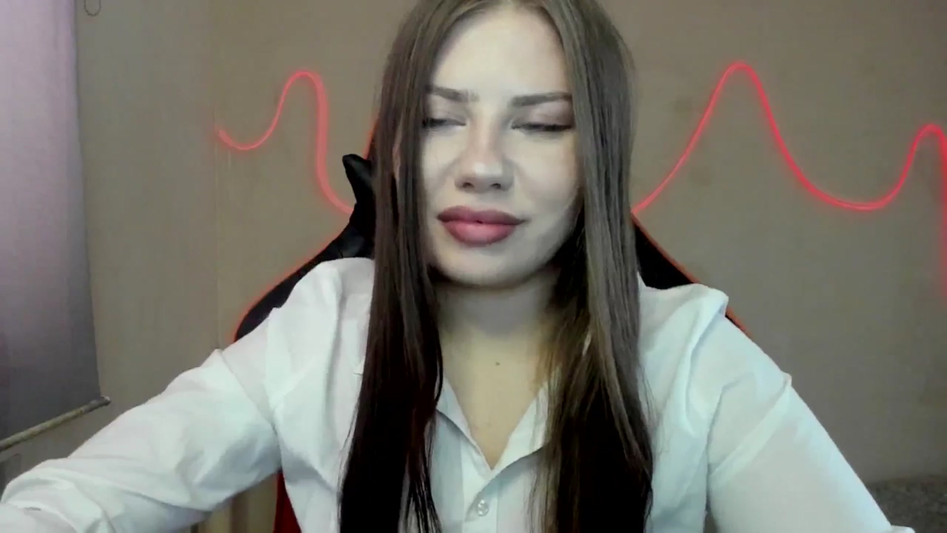 Gallery image thumbnail from FlyingDream's myfreecams stream on, 09/01/2025, 12:42 image 8 of 20