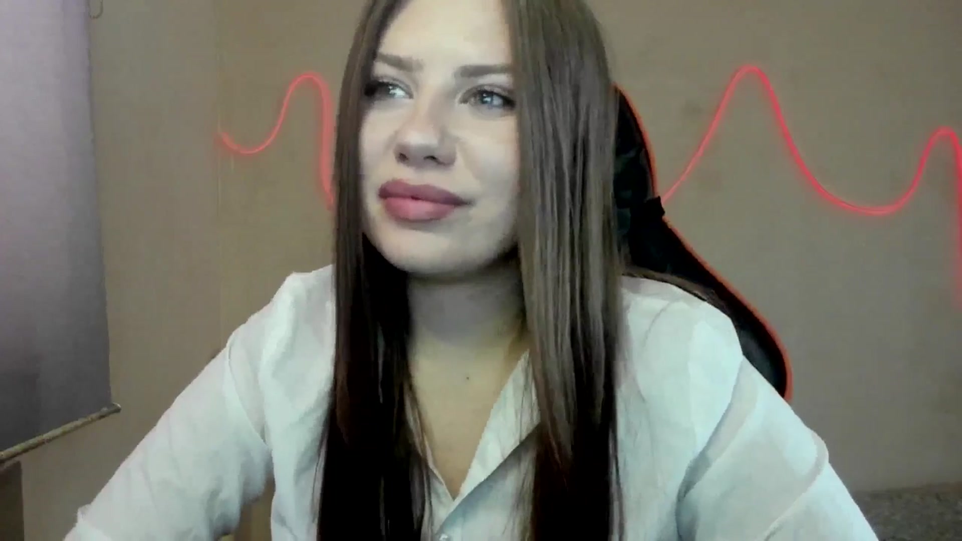 Gallery image thumbnail from FlyingDream's myfreecams stream on, 09/01/2025, 12:42 image 17 of 20