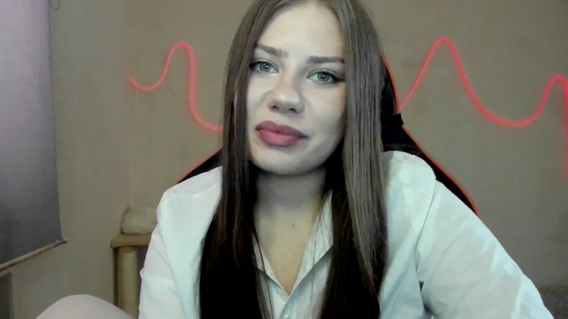 Gallery image thumbnail from FlyingDream's myfreecams stream on, 09/01/2025, 12:42 image 13 of 20