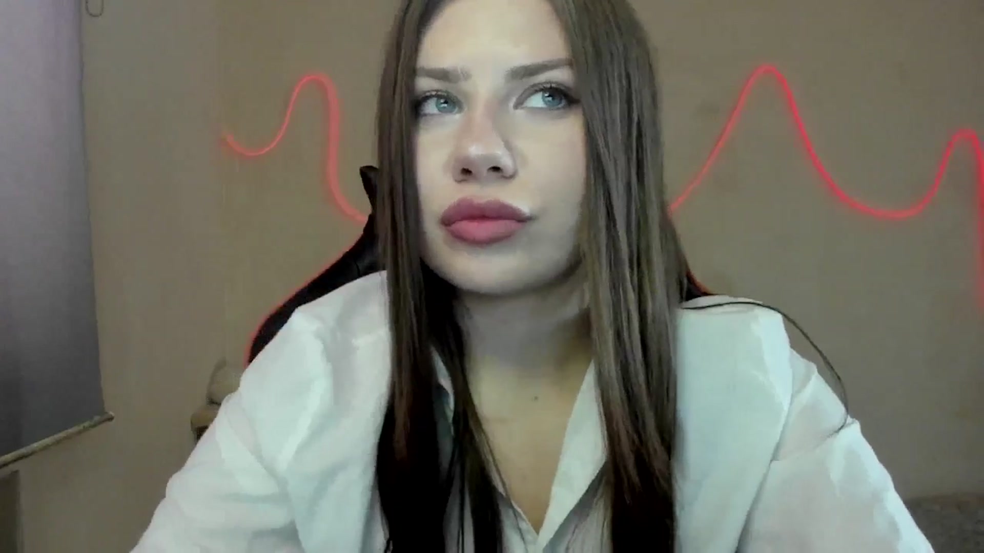 Gallery image thumbnail from FlyingDream's myfreecams stream on, 09/01/2025, 12:42 image 19 of 20