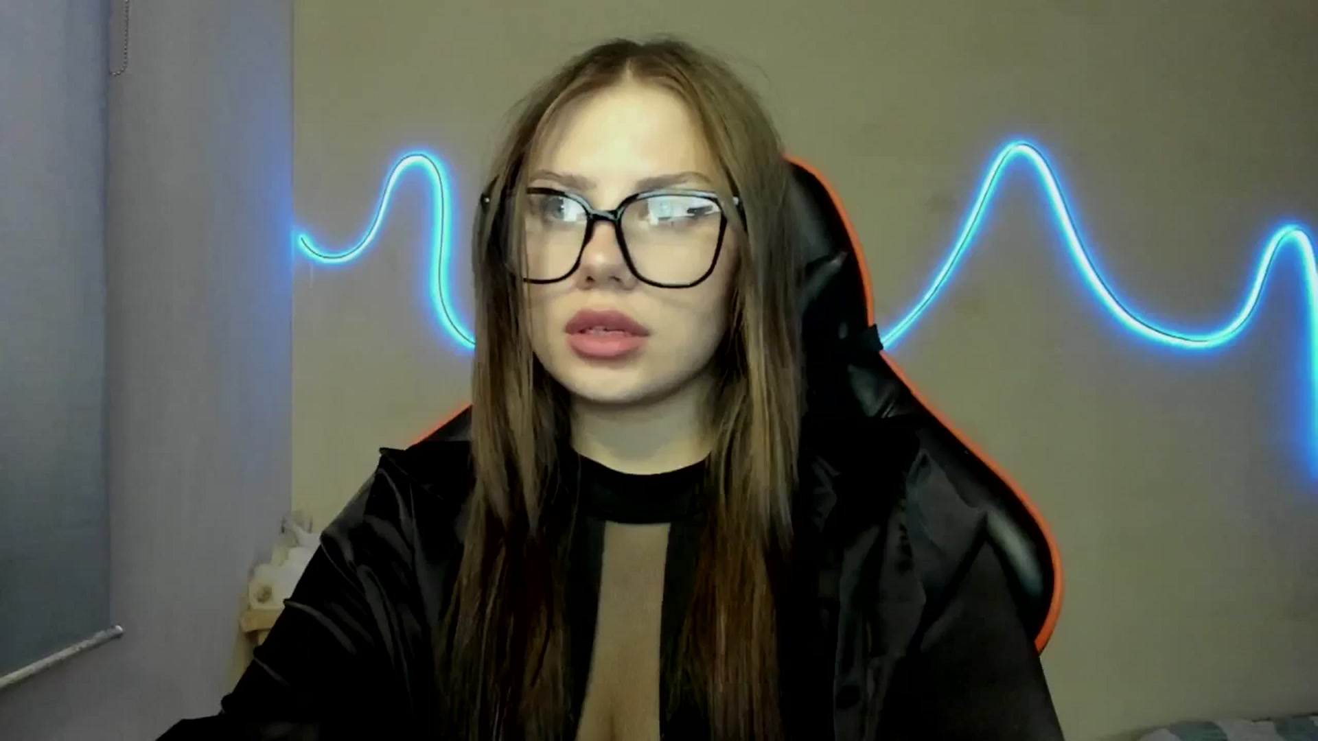 Gallery image thumbnail from FlyingDream's myfreecams stream on, 09/03/2025, 16:04 image 7 of 20