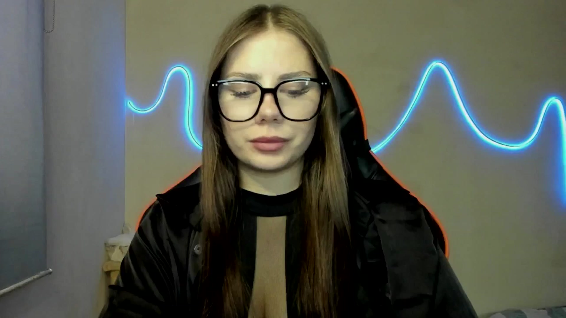 Gallery image thumbnail from FlyingDream's myfreecams stream on, 09/03/2025, 16:04 image 2 of 20