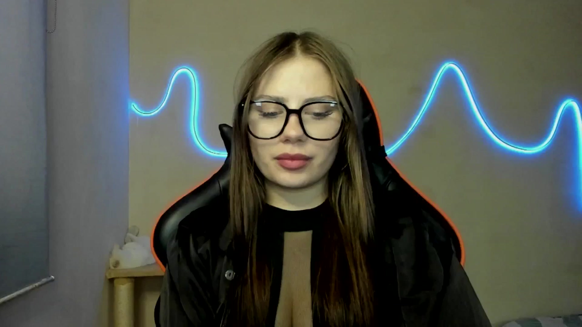 Gallery image thumbnail from FlyingDream's myfreecams stream on, 09/03/2025, 16:04 image 9 of 20