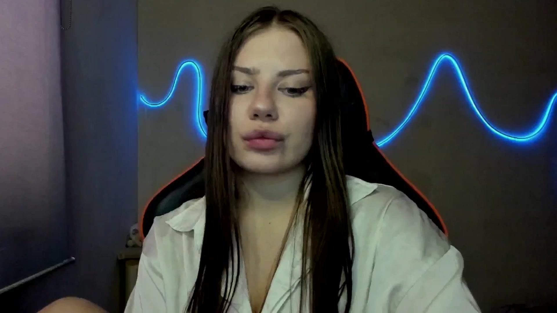 Gallery image thumbnail from FlyingDream's myfreecams stream on, 09/04/2025, 13:23 image 9 of 20