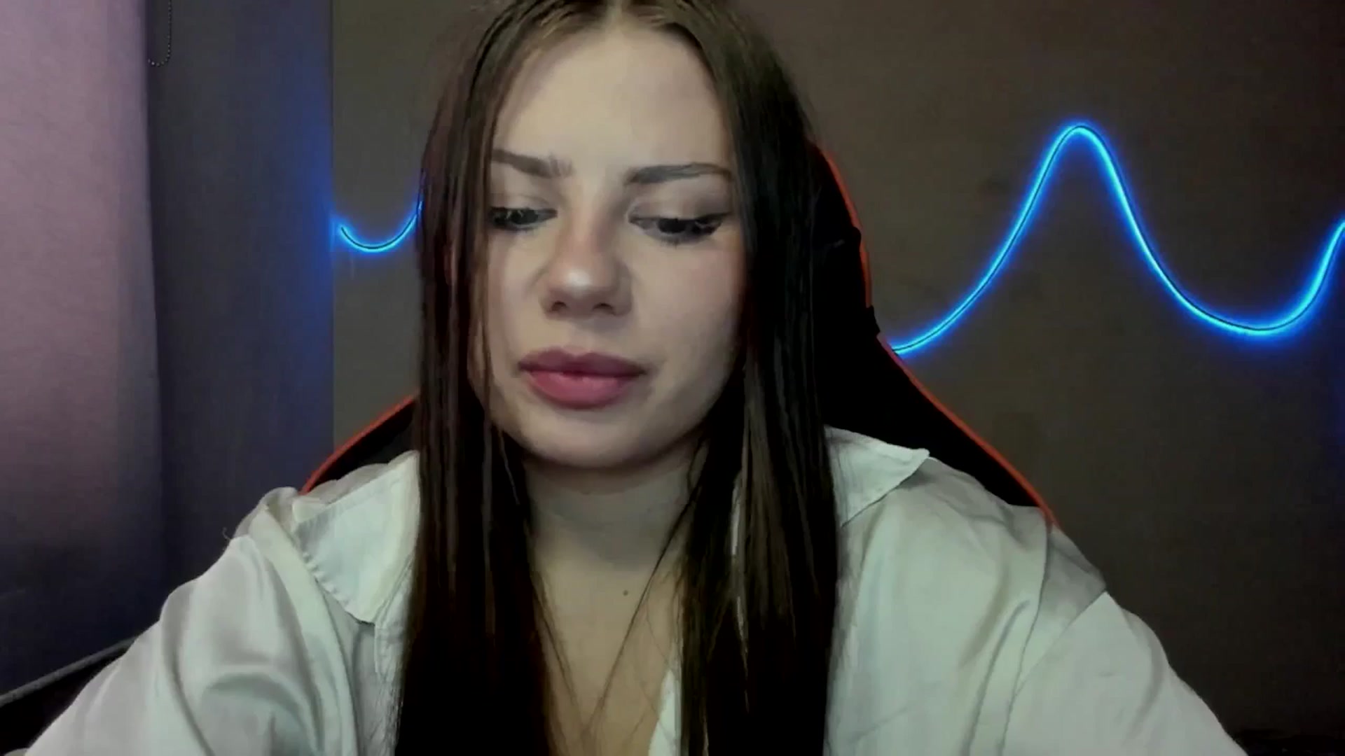 Gallery image thumbnail from FlyingDream's myfreecams stream on, 09/04/2025, 13:23 image 1 of 20