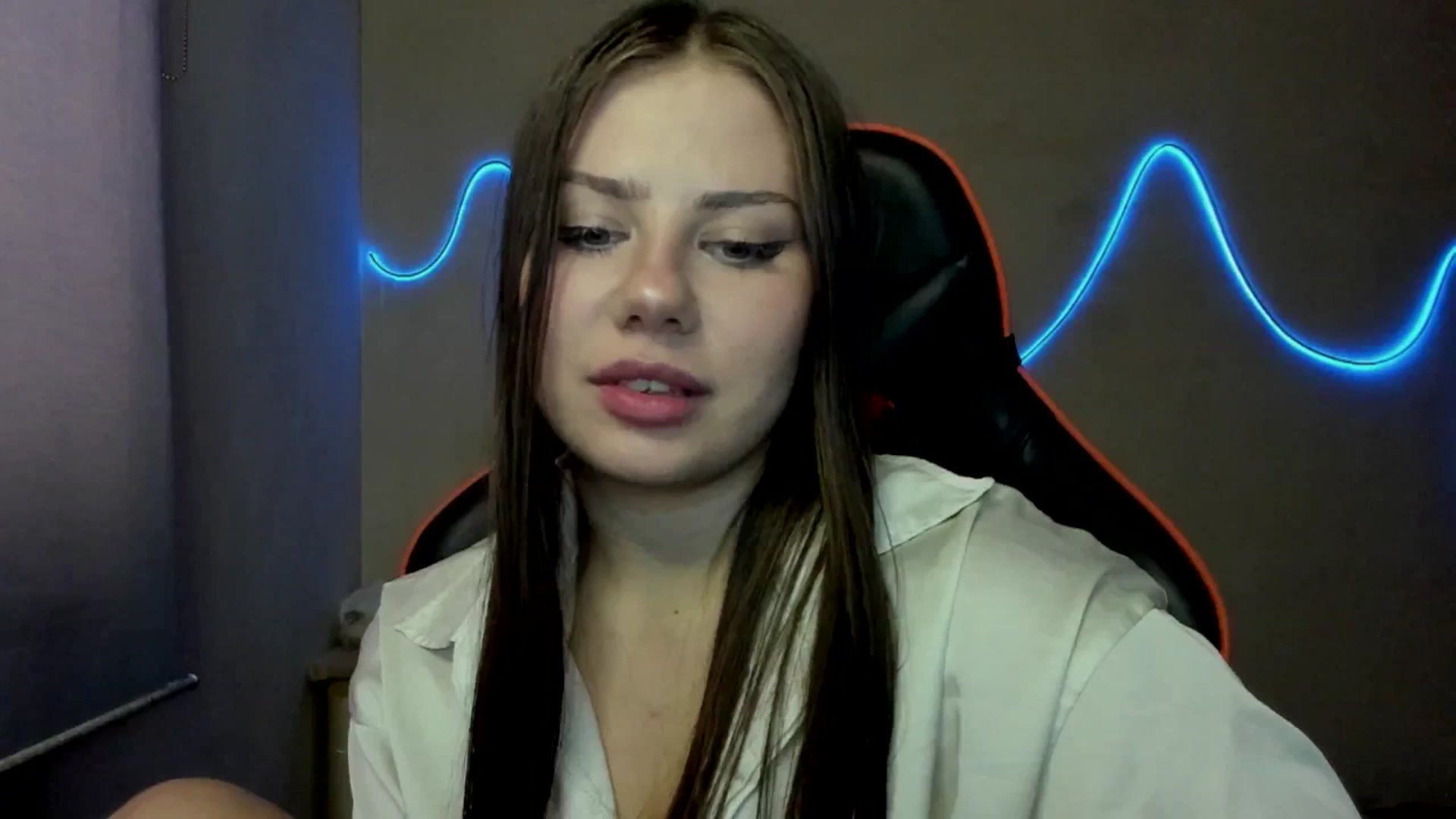 Gallery image thumbnail from FlyingDream's myfreecams stream on, 09/04/2025, 13:23 image 14 of 20