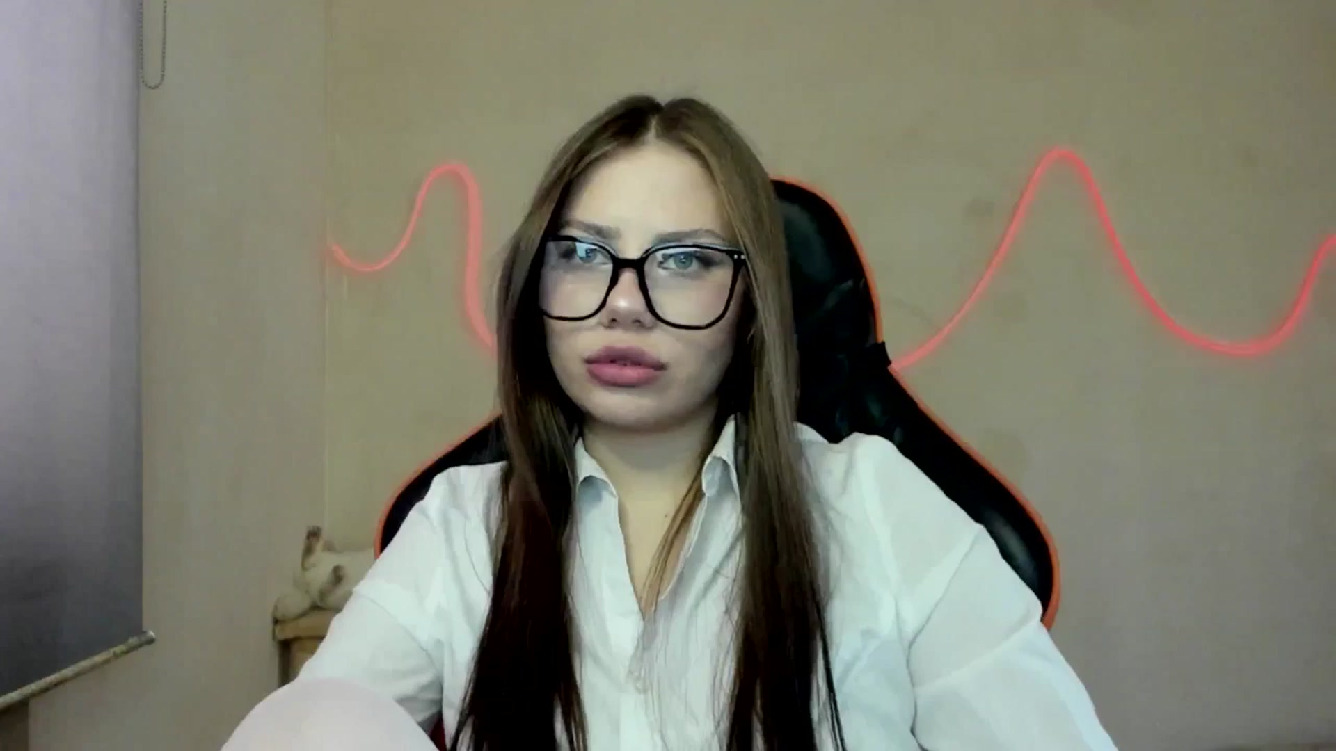 Gallery image thumbnail from FlyingDream's myfreecams stream on, 09/05/2025, 13:26 image 13 of 20