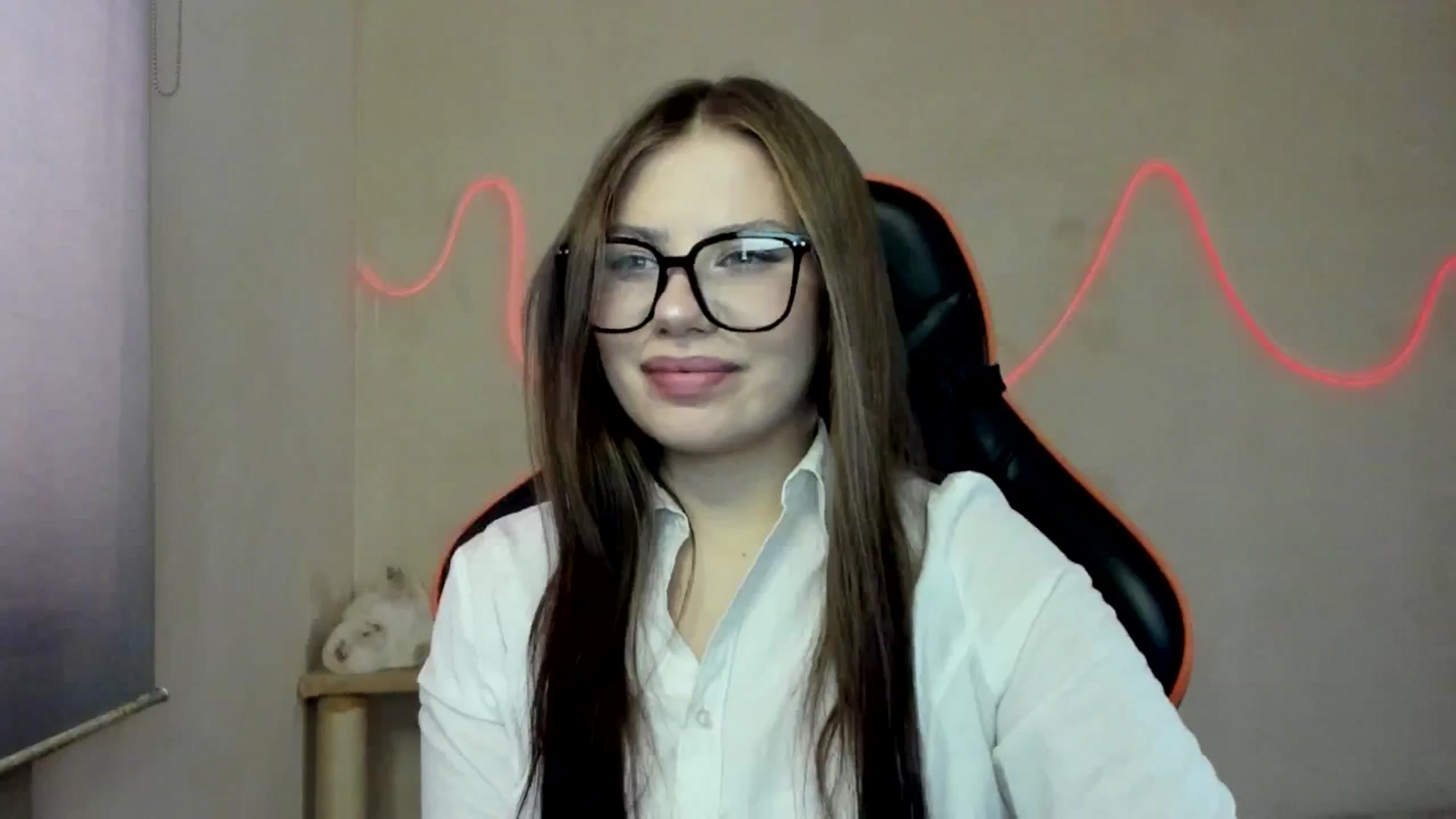 Gallery image thumbnail from FlyingDream's myfreecams stream on, 09/05/2025, 13:26 image 8 of 20