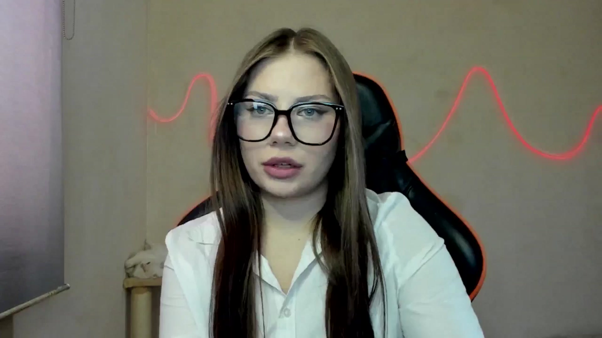 Gallery image thumbnail from FlyingDream's myfreecams stream on, 09/05/2025, 13:26 image 6 of 20