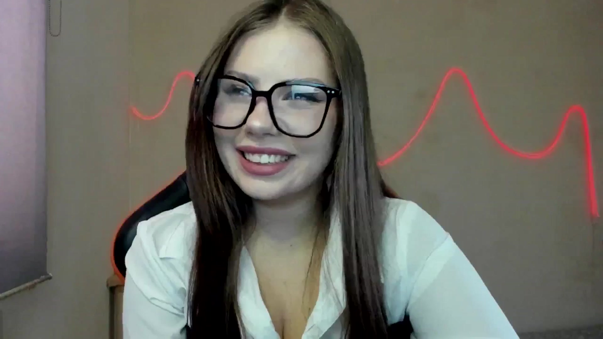Gallery image thumbnail from FlyingDream's myfreecams stream on, 09/06/2025, 12:06 image 8 of 20