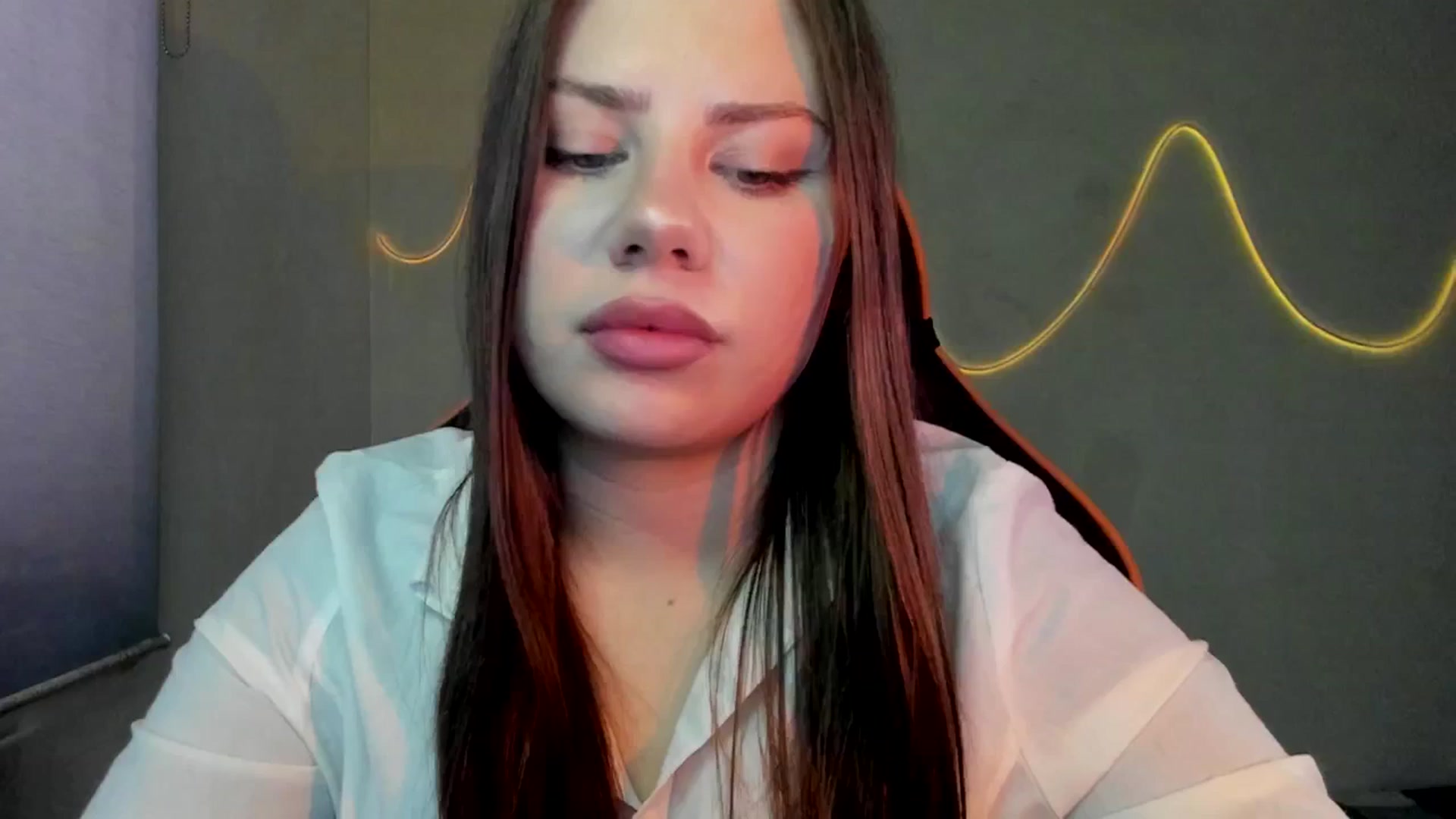 Gallery image thumbnail from FlyingDream's myfreecams stream on, 09/08/2025, 13:31 image 15 of 20