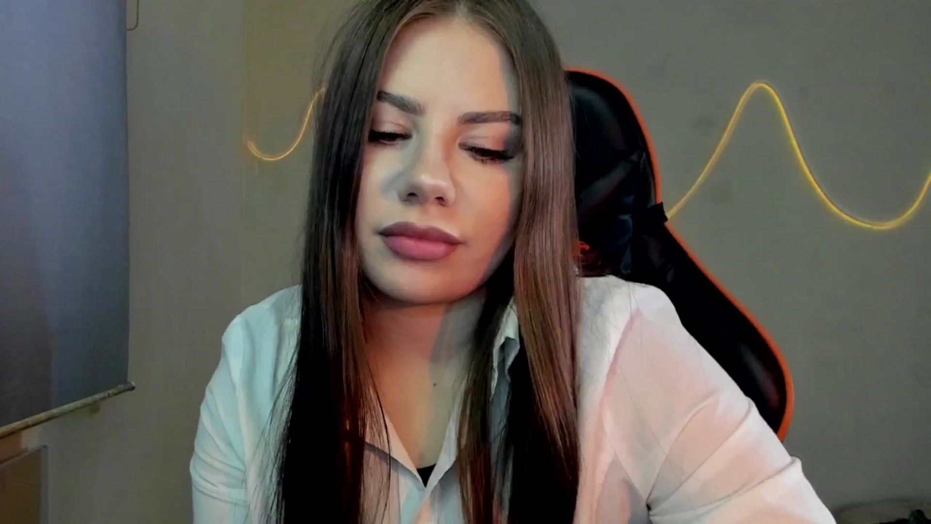 Gallery image thumbnail from FlyingDream's myfreecams stream on, 09/11/2025, 13:34 image 1 of 20
