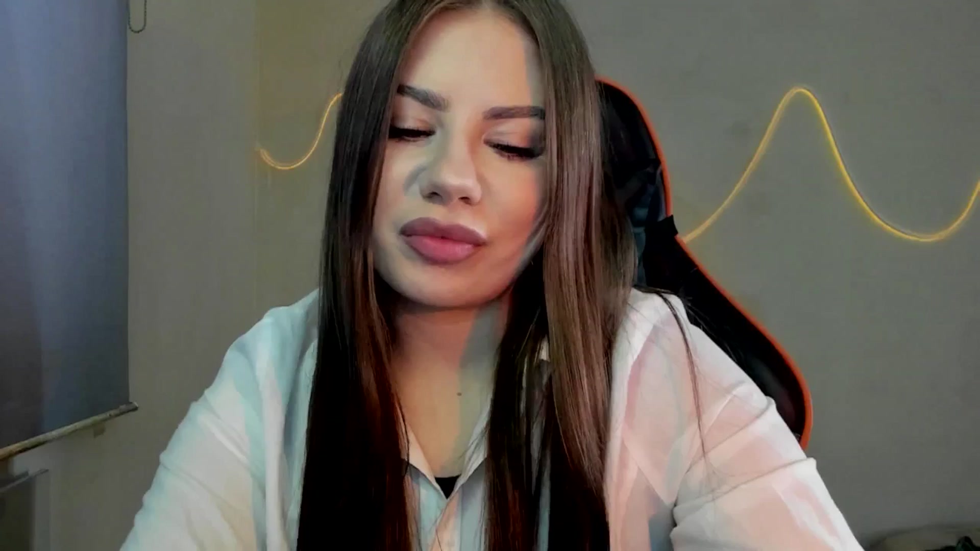 Gallery image thumbnail from FlyingDream's myfreecams stream on, 09/11/2025, 13:34 image 9 of 20