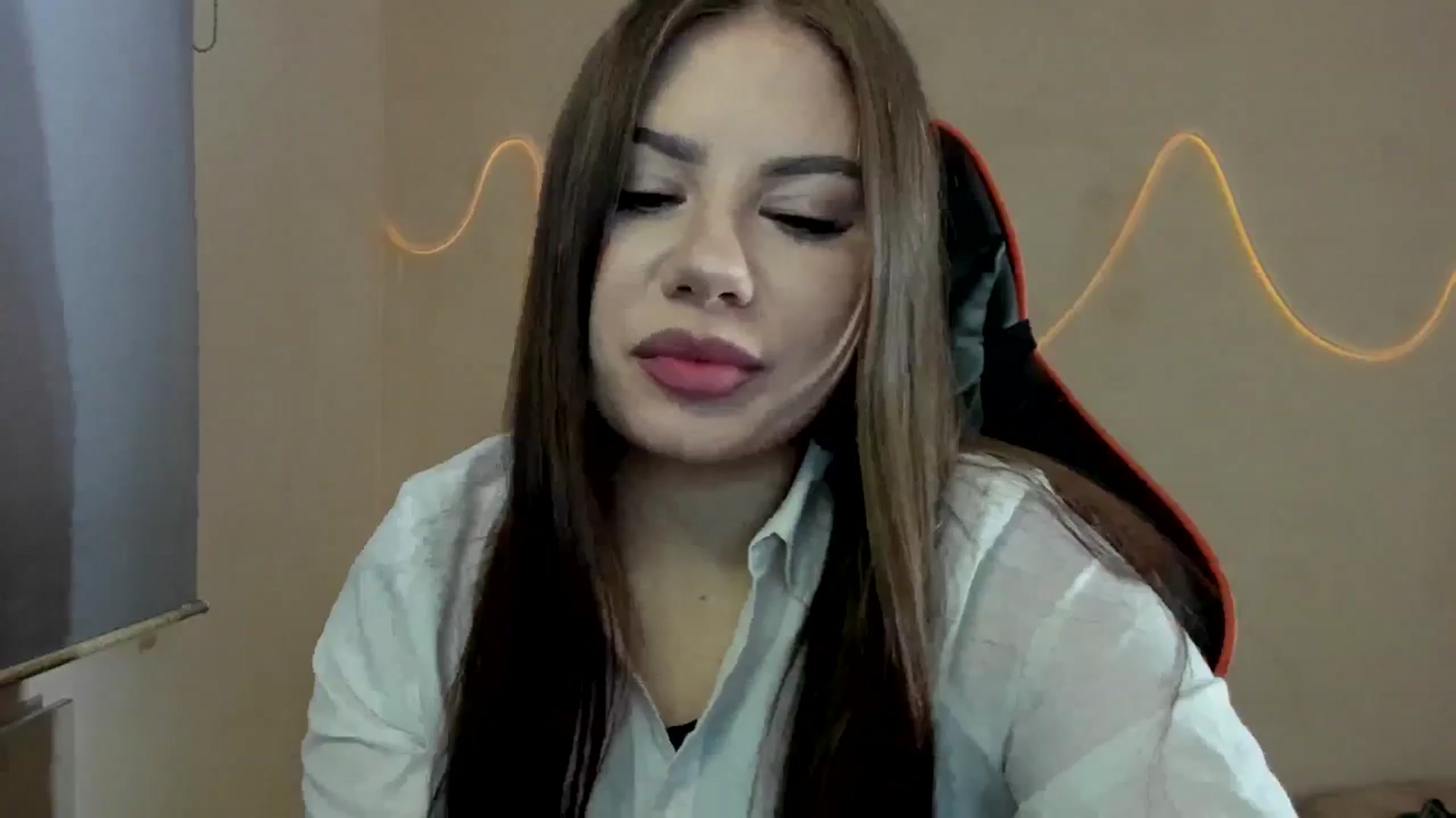 Gallery image thumbnail from FlyingDream's myfreecams stream on, 09/11/2025, 13:34 image 15 of 20