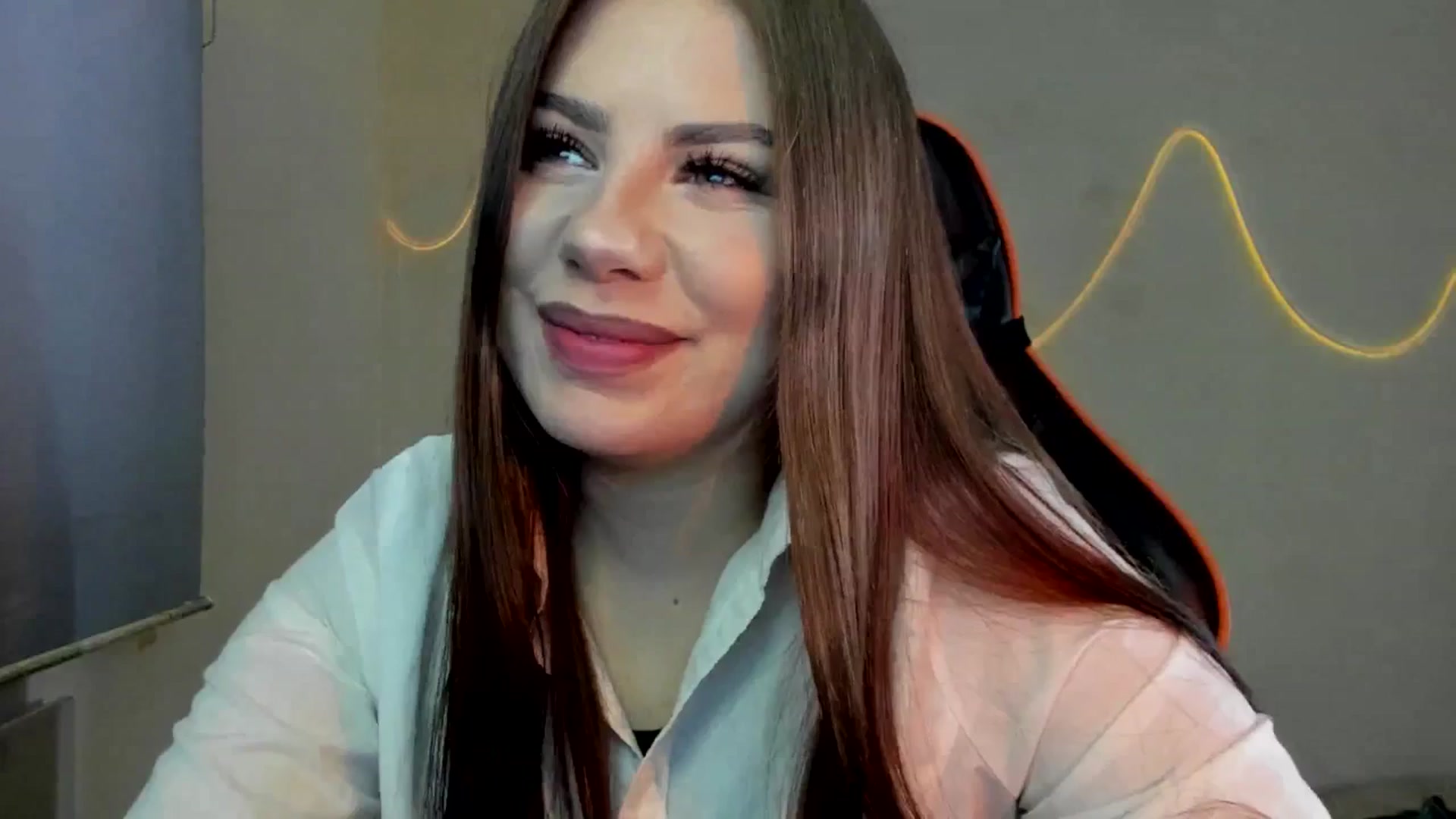 Gallery image thumbnail from FlyingDream's myfreecams stream on, 09/11/2025, 13:34 image 6 of 20
