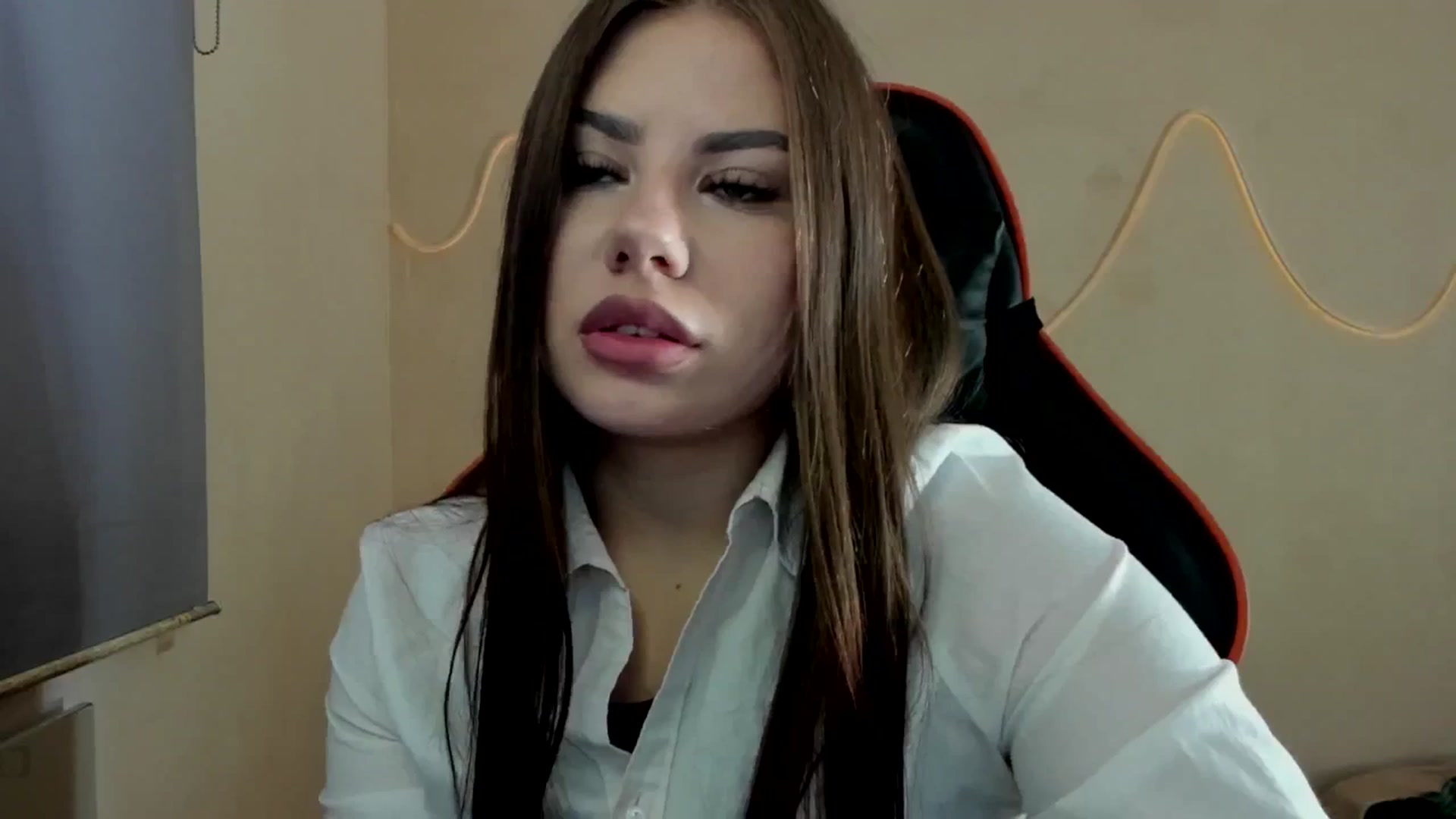 Gallery image thumbnail from FlyingDream's myfreecams stream on, 09/11/2025, 14:19 image 6 of 20