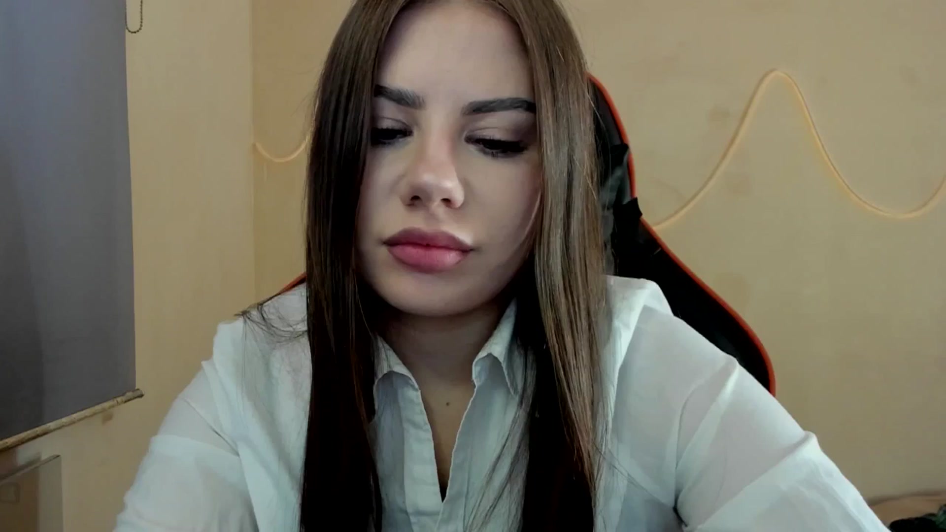 Gallery image thumbnail from FlyingDream's myfreecams stream on, 09/11/2025, 14:19 image 18 of 20