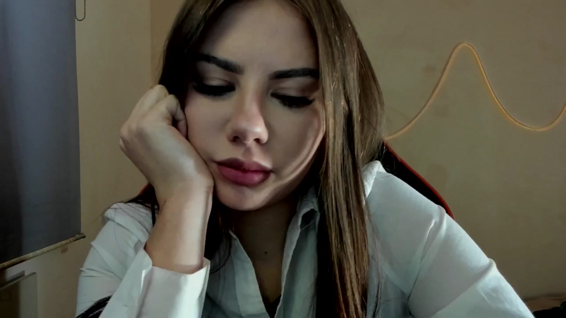Gallery image thumbnail from FlyingDream's myfreecams stream on, 09/11/2025, 14:19 image 3 of 20
