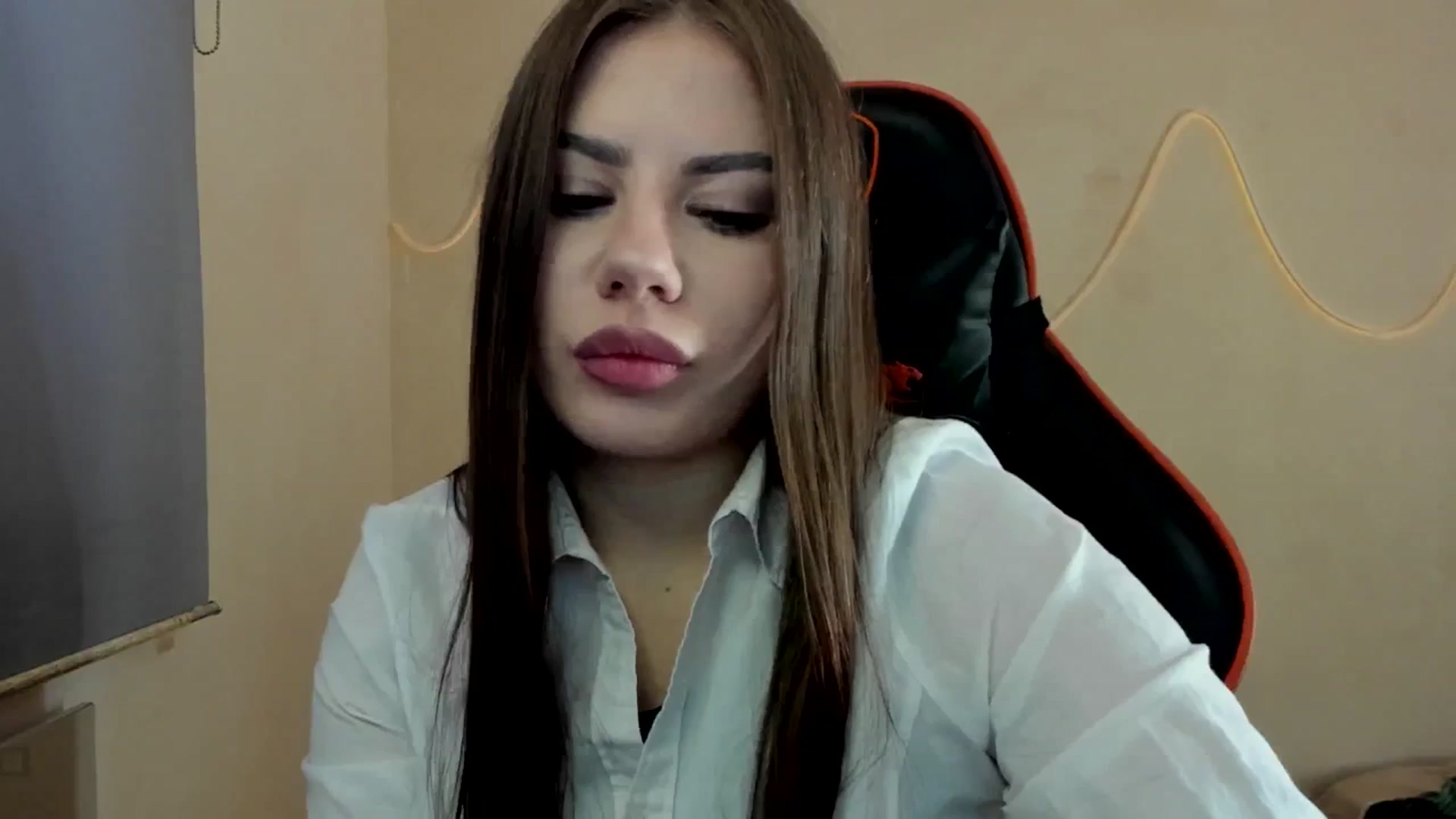 Gallery image thumbnail from FlyingDream's myfreecams stream on, 09/11/2025, 14:19 image 13 of 20